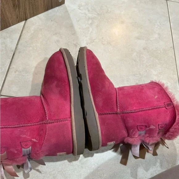 UGG Girls Bailey Bow II 1017394K Pink Round Toe Snow Boots - Size 3 - Picture 7 of 9